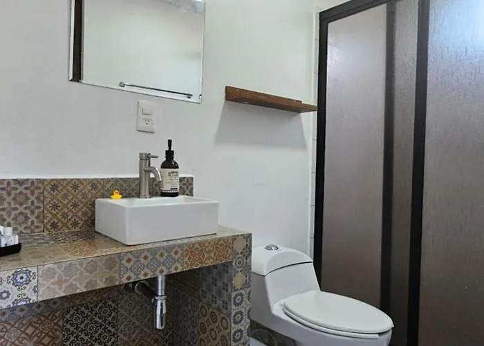 R07 At Itesm Cem Full Services, Shared-kitchen, Fridge ,laundry, Smart Tv, Parking, Balcony Pensión