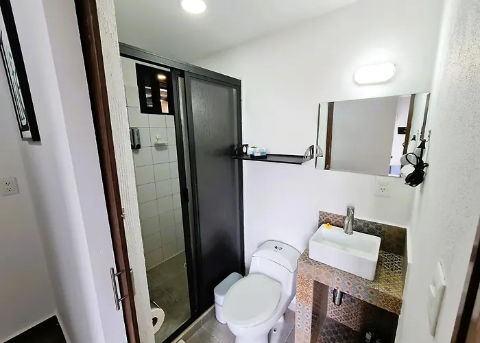 R07 At Itesm Cem Full Services, Shared-kitchen, Fridge ,laundry, Smart Tv, Parking, Balcony Pensión 4*