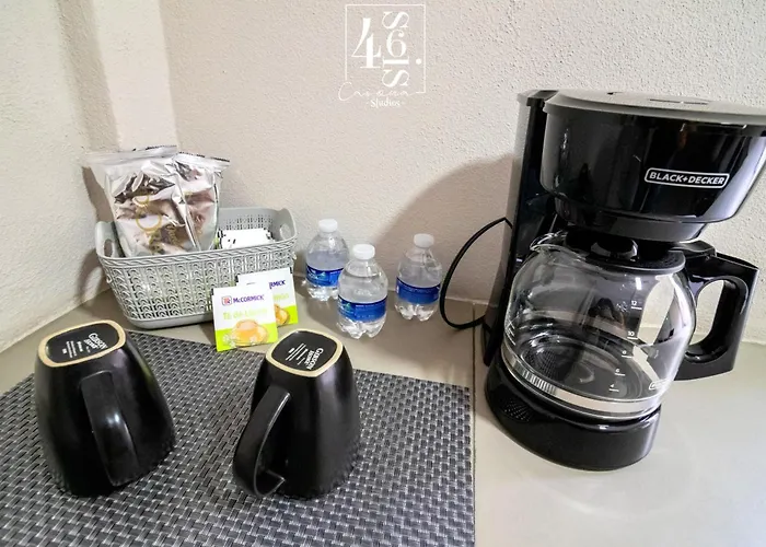 Pensión R07 At Itesm Cem Full Services, Shared-kitchen, Fridge ,laundry, Smart Tv, Parking, Balcony 4*