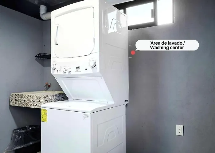Pensión R07 At Itesm Cem Full Services, Shared-kitchen, Fridge ,laundry, Smart Tv, Parking, Balcony 4*